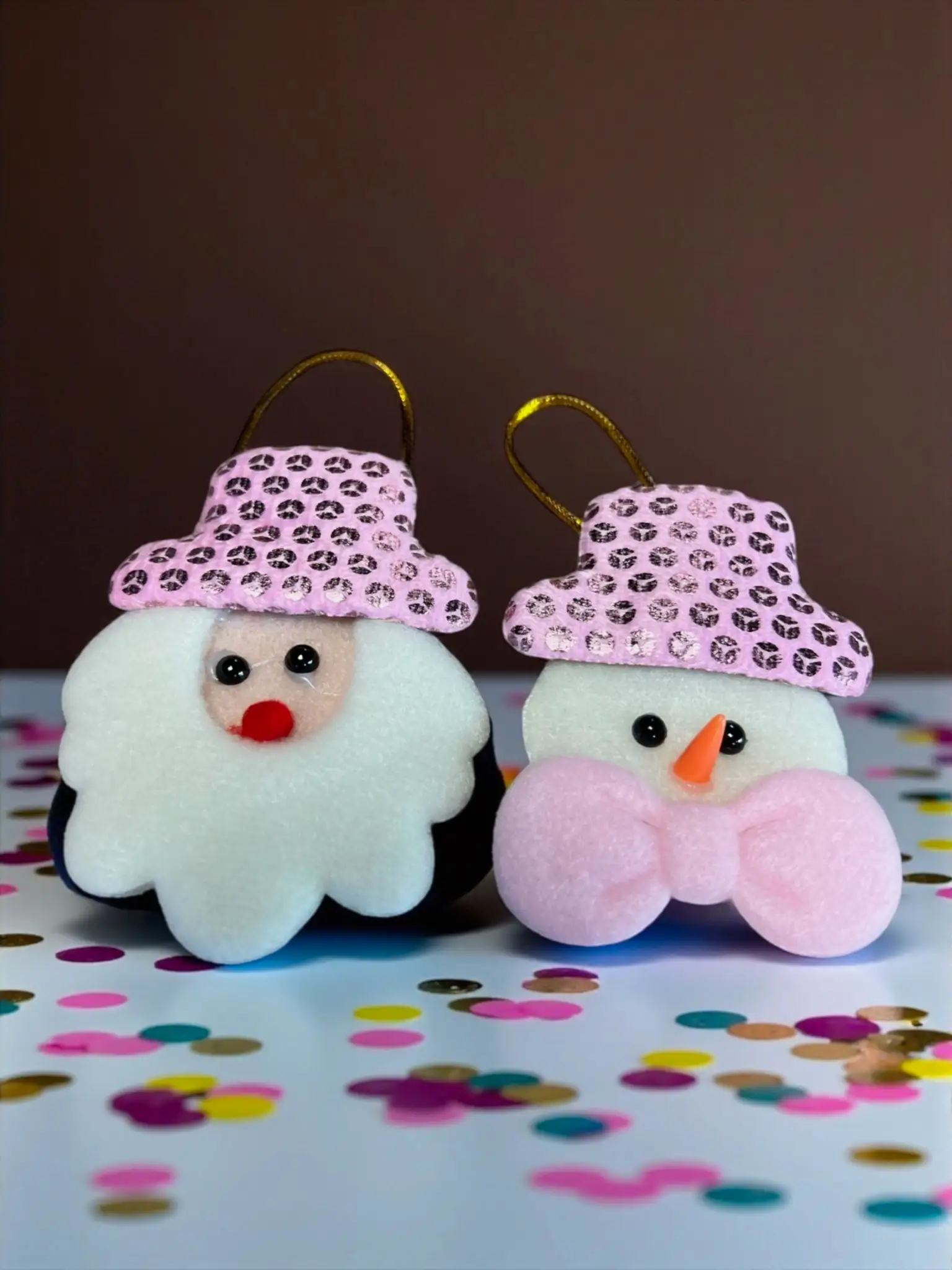 Happyland Yılbaşı Ağacı Süsü Noel Baba Kardanadam 2’li Makaron Pembe Peluş Asma Süs 10 cm HPY26046