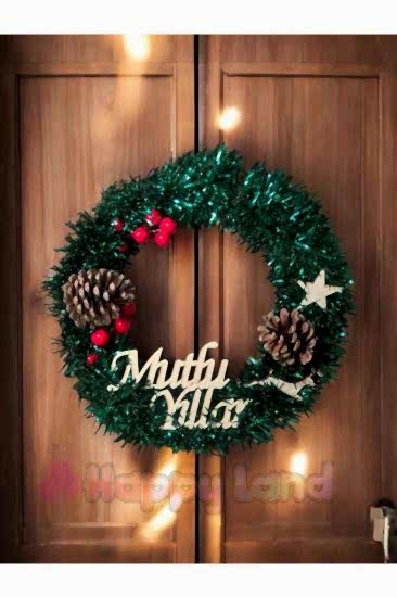 Happyland Yılbaşı Yeşil Metalize Süslü Mutlu Yıllar Yazılı Çelenk Kapı Süsü 27 cm
