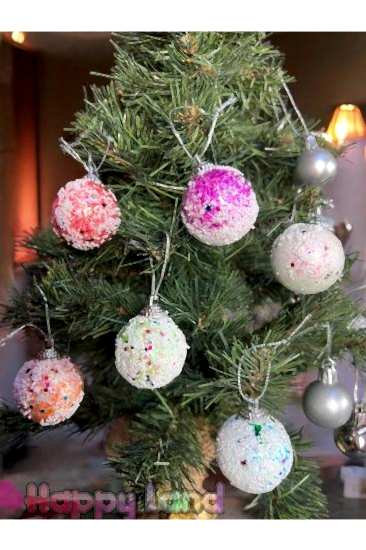 Yılbaşı Çam Ağacı Süsü Karlı Model Renkli 6 adet Yılbaşı Topu 4 cm Kar Taneli Yılbaşı Top