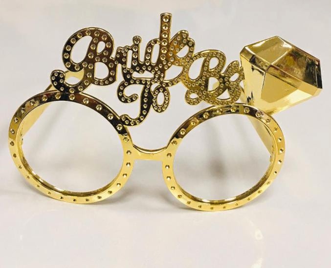 Bride to be yazılı gözlük