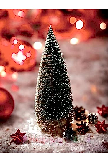 Happyland Yılbaşı Masa Üzeri Iğneli Mini Masa Çam Ağacı 15 Cm Uçlarına Kar Yağmış Karlı Ağaç 