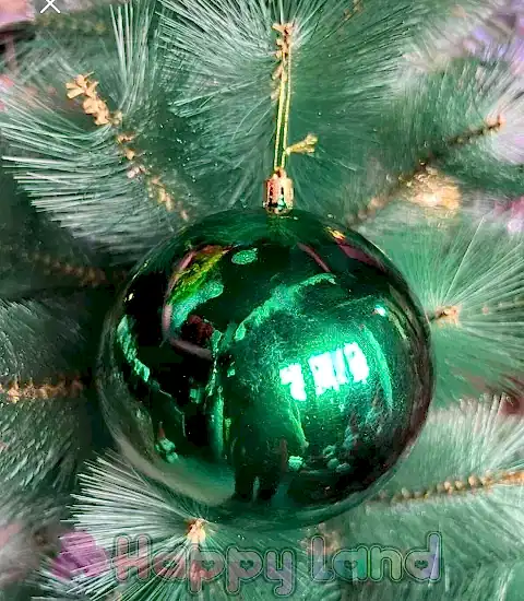 Happyland Yılbaşı Ağacı Süsü Büyük Boy 12 Cm Yılbaşı Topu Yeşil Renk Parlak 1 Adet Yılbaşı Topu