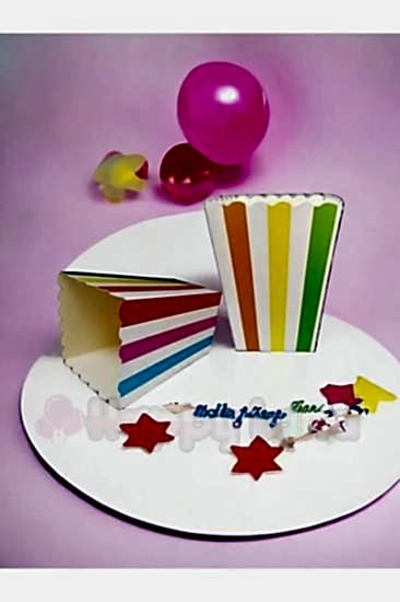 Happyland Rengarenk Çizgili Gökkuşağı Karton Popcorn Mısır Cips Kutusu 8Adet UnicornGökkuşağıKonsept