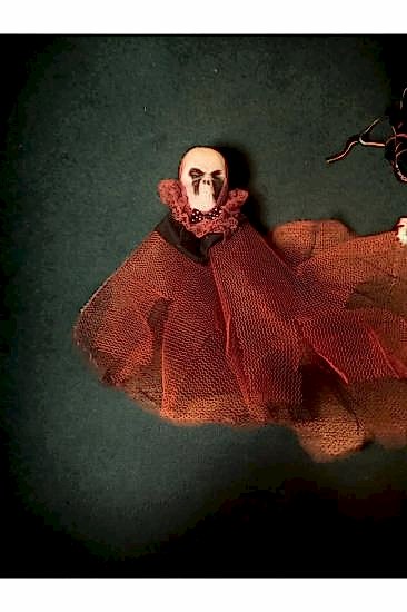 Happyland Halloween Kurukafa Model Siyah Tüllü Pelerinli Dekor Asma Süs Cadılar Bayramı Dekor 30cm