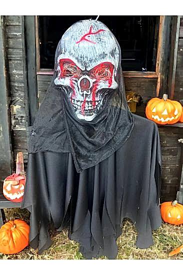 Happyland Kurukafa Model Siyah Pelerinli Kırmızı Led Işıklı Göz Dekor Asma Süs Cadılar Bayramı Dekor