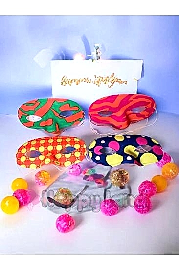 Happyland Doğum Günü Parti Maskesi 4 adet Renkli Plastik Parti Maskesi