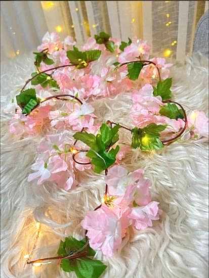 Happyland Yapay Çiçek Bahar Dalı Sarmaşık Sarkıt Şeker Pembe 3m Günışığı Ledli Işıklı Sarkıt 180cm HPY-26200