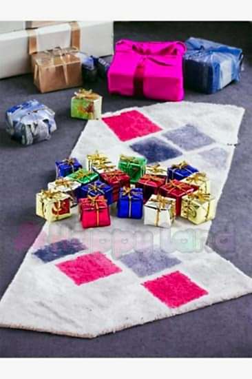 Happyland Yılbaşı Ağacı Süsü 12’li Hediye Paketi Çam Ağacı Süsü Hediye Paketi Şeklinde Yılbaşı Süsü 