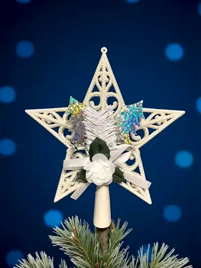 Happyland Yılbaşı Çam Ağacı Süsü Güllü Model Beyaz Tepe Yıldızı Yıldız Tepelik 25 Cm HPY26020