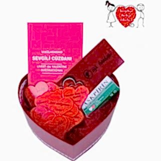 Sevgiliye 365 Gün Sizi Hatırlatacak Kalpli Hediye Seti